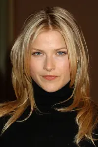 Фото Али Лартер (Ali Larter)