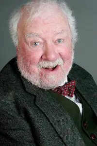 Фото Фредди Джонс (Freddie Jones)