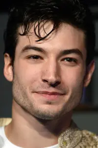 Фото Эзра Миллер (Ezra Miller)