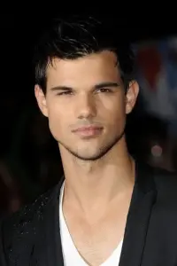 Фото Тейлор Лотнер (Taylor Lautner)