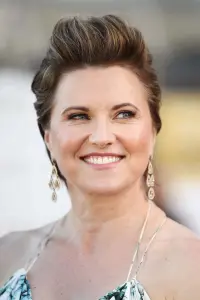 Фото Люси Лоулесс (Lucy Lawless)