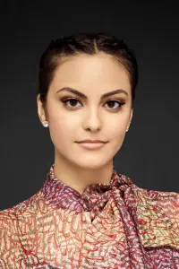 Фото  (Camila Mendes)