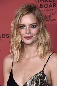 Фото Самара Ткачество (Samara Weaving)