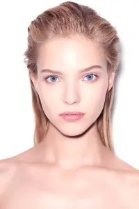 Фото  (Sasha Luss)