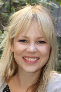 Фото  (Adelaide Clemens)