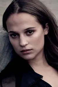 Фото  (Alicia Vikander)