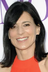 Фото Перри Ривз (Perrey Reeves)