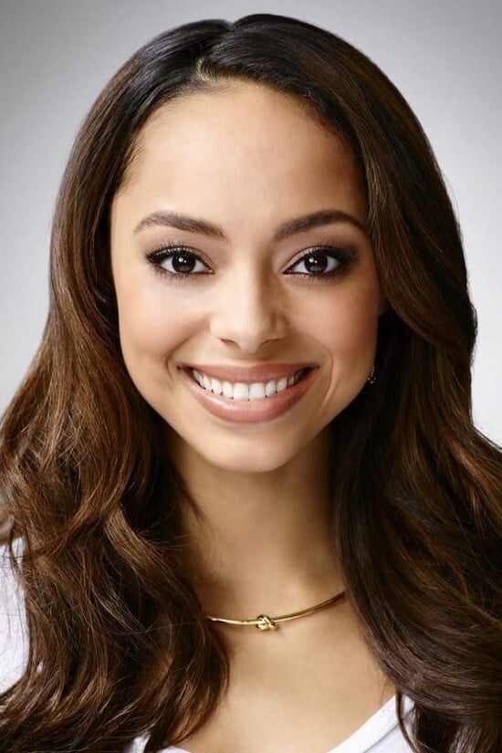 Фото Эмбер Стивенс Уэст (Amber Stevens West)