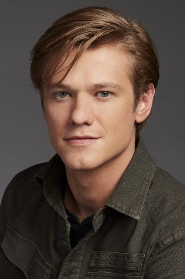 Фото Лукас Тилл (Lucas Till)