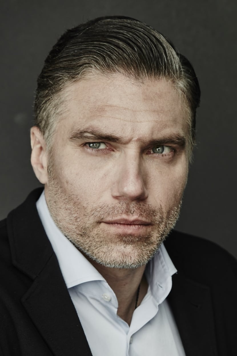 Фото Энсон Маунт (Anson Mount)