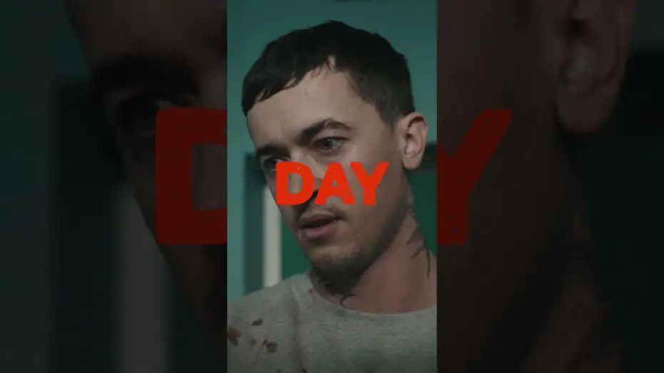 Видео к фильму Мусорщик | 1. DAY. LEFT.