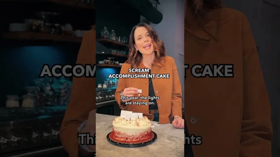 Видео к фильму Крик 7 | Accomplishment Cake