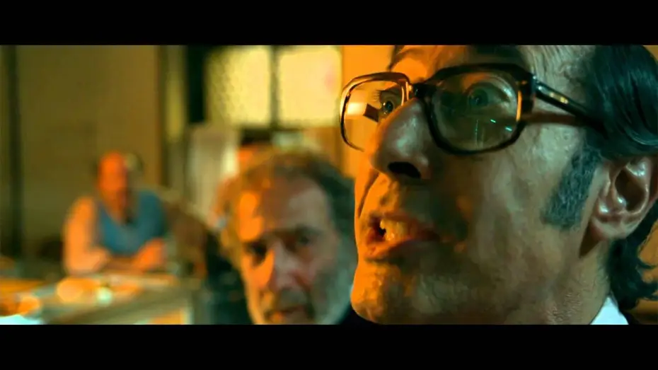 Видео к фильму Тайна в его глазах | IN IHREN AUGEN Offizieller deutscher Trailer (Kinostart 28. Oktober 2010)
