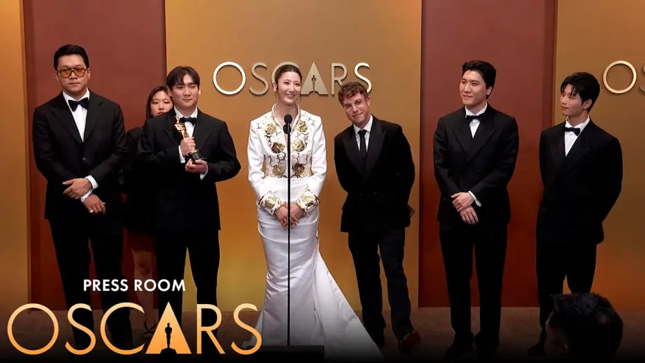 Видео к фильму Кейпоп-охотницы на демонов | Golden from Kpop Demon Hunters Best Original Song Press Room Speech | 98th Oscars (2026)