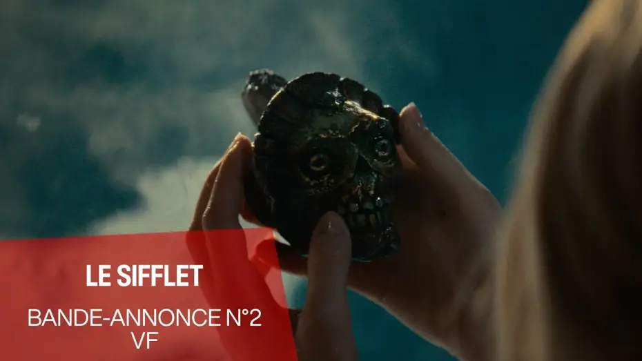 Видео к фильму Свист | LE SIFFLET - Bande-annonce n&deg;2 VF