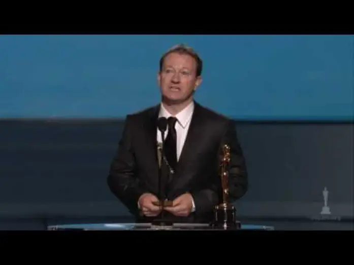 Видео к фильму Миллионер из трущоб | Simon Beaufoy Wins Adapted Screenplay: 2009 Oscars