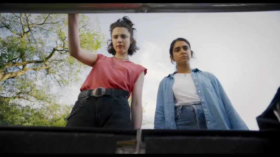 Видео к фильму Красотки в бегах | Drive-Away Dolls | Primo Trailer Ufficiale