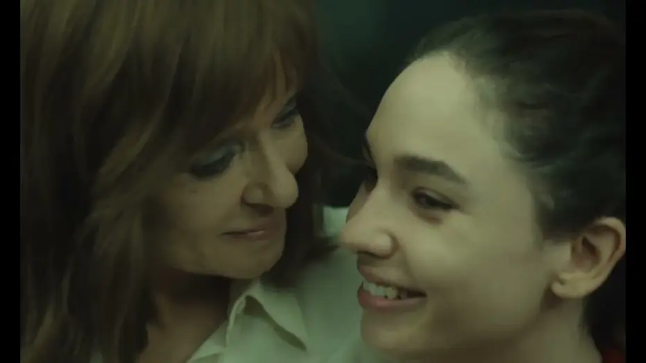 Видео к фильму Фуори | Clip "Metro"