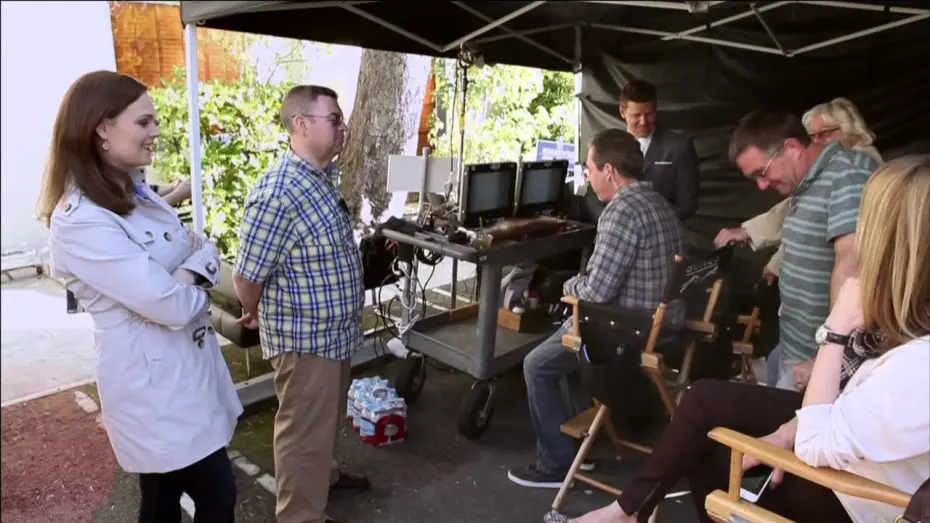 Видео к фильму Showrunners: The Art of Running a TV Show | Showrunners Trailer 2 HD