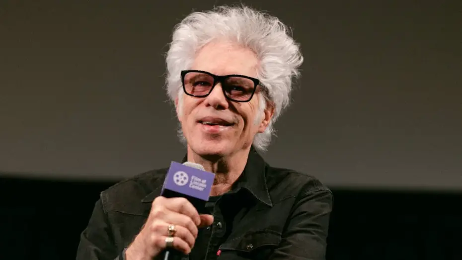 Видео к фильму Отец, мать, сестра, брат | Jim Jarmusch on Father Mother Sister Brother