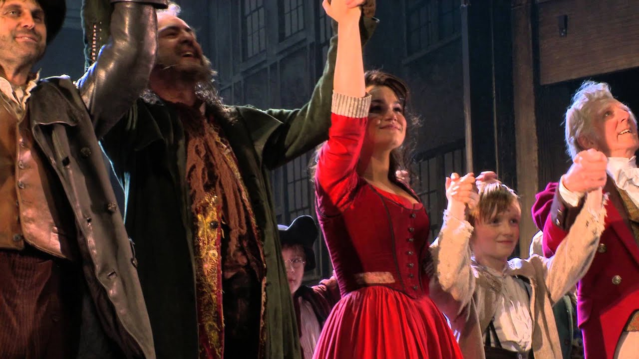 Видео к фильму Отверженные | Featurette: "OTS: Samantha Barks wins role of Eponine"