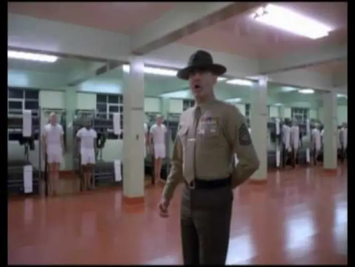 Видео к фильму Цельнометаллическая оболочка | Stanley Kubrick "La chaqueta metalica" trailer