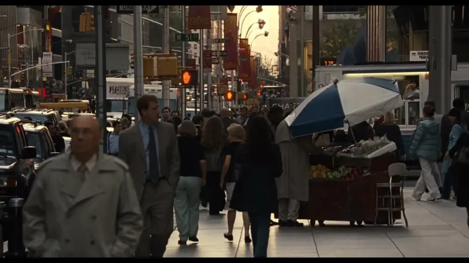 Видео к фильму Маргарет | New York City music excerpt from Kenneth Lonergan's "Margaret" (2011)