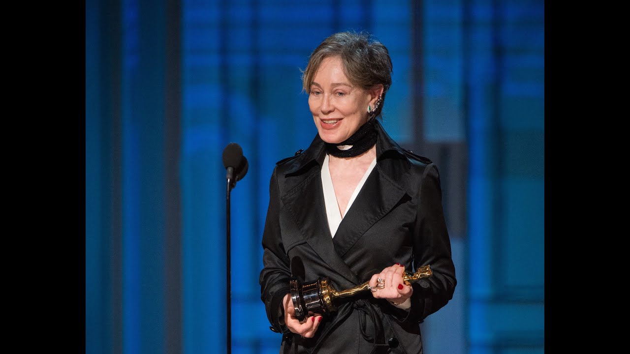 Видео к фильму Отель &laquo;Гранд Будапешт&raquo; | The Grand Budapest Hotel Wins Costume Design: 2015 Oscars