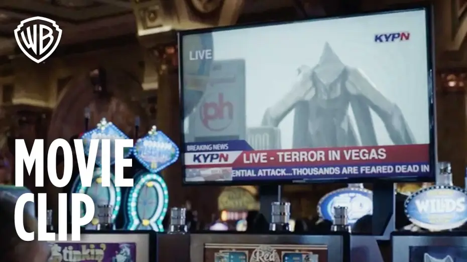 Видео к фильму Годзилла | Terror in Vegas, MUTO Destroys The City - Movie Clip