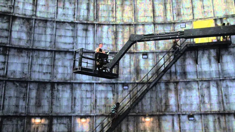 Видео к фильму Кибер | Behind the Scenes of Blackhat - Nuclear Power Plant [HD]