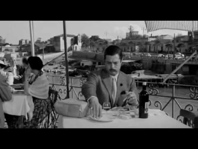 Видео к фильму Развод по-итальянски | M. Mastroiani wearing a great suit