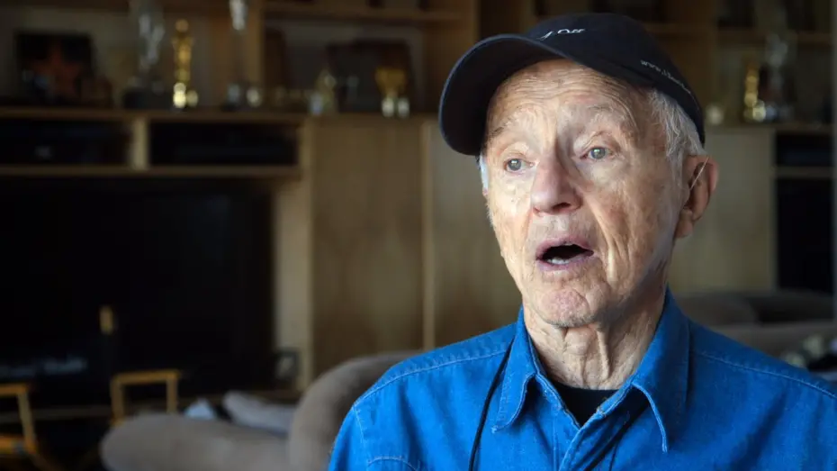 Видео к фильму Холодным взором | Haskell Wexler on Medium Cool