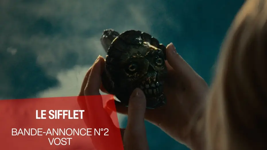 Видео к фильму Свист | LE SIFFLET - Bande-annonce n&deg;2 VOST
