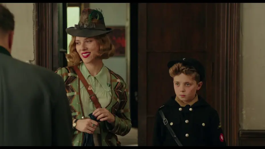 Видео к фильму Кролик Джоджо | JOJO RABBIT | Clip Frau Betzler | In cinemas now