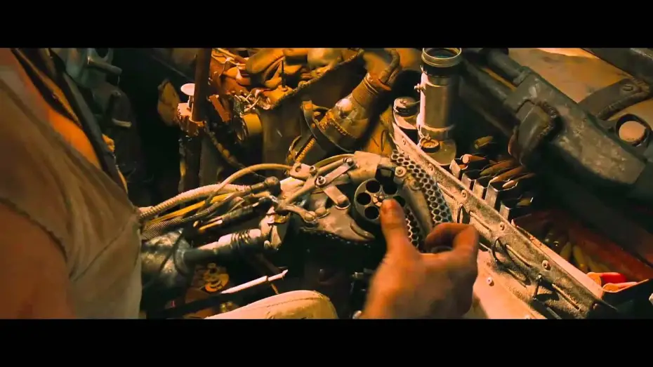 Видео к фильму Безумный Макс: Дорога ярости | Mad Max: Fury Road - Comic Con Trailer Italiano | HD