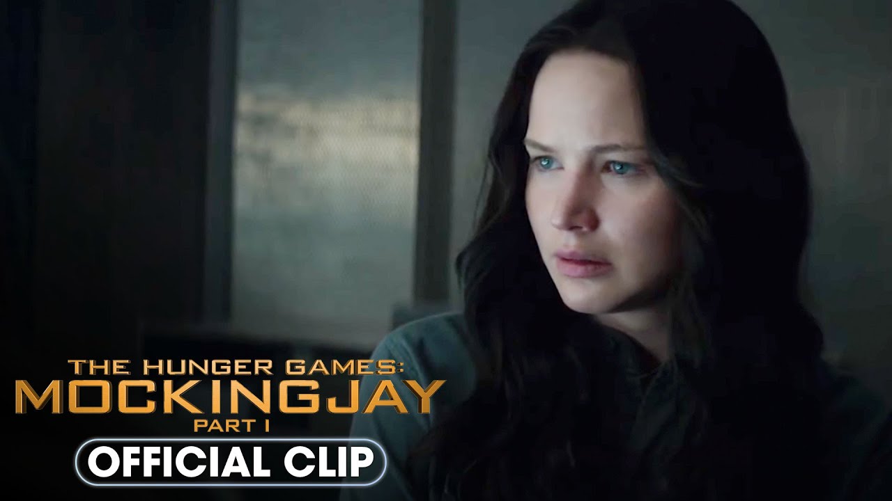 Видео к фильму Голодные игры: Сойка-пересмешница. Часть 1 | Katniss Wakes Up In District 13 | The Hunger Games: Mockingjay Part 1