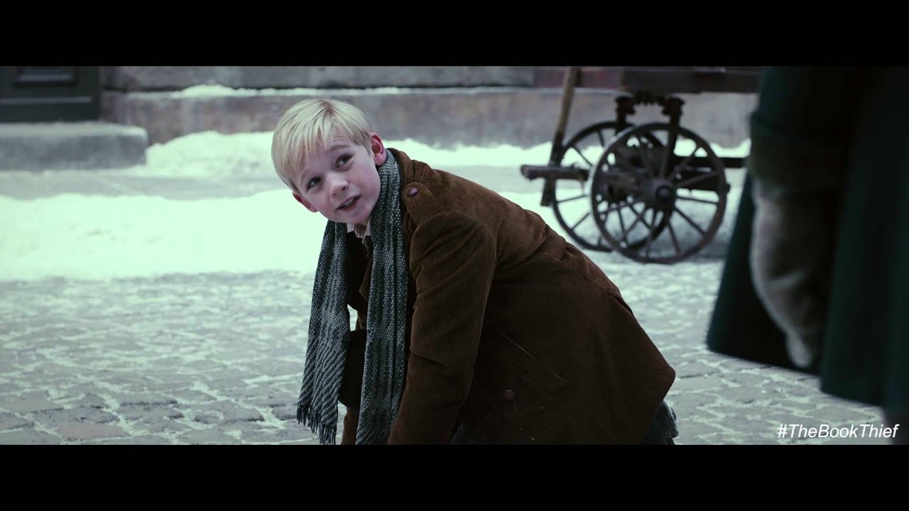 Видео к фильму Воровка книг | The Book Thief | "Why would I want to kiss you?" | Extended Clip HD