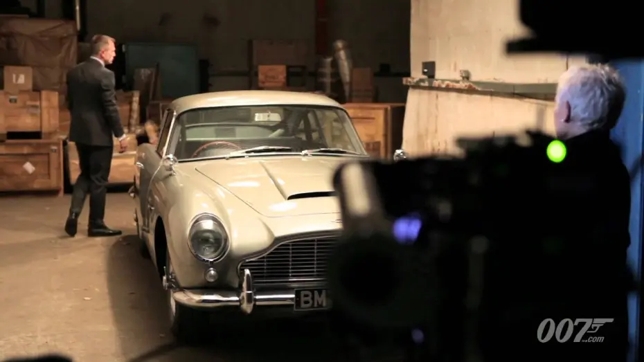 Видео к фильму 007: Координаты «Скайфолл» | Costume Videoblog