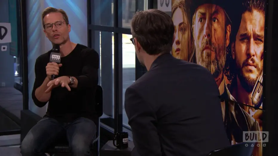 Видео к фильму Преисподняя | Guy Pearce Discusses His Film, "Brimstone"