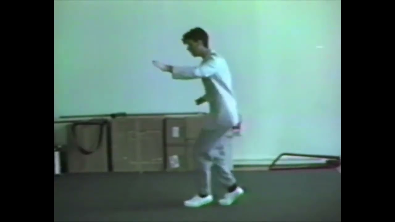 Видео к фильму Stop Making Sense | David Byrne practicing his moves for Stop Making Sense.