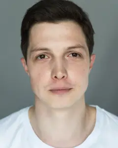 Роман Максимов