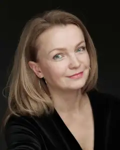 Лена Ларина