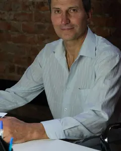 Олег Иванов