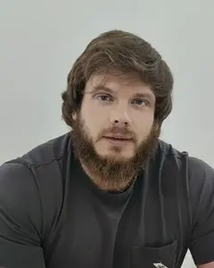 Александр Макеев