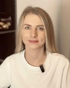 Евгения Саркисова