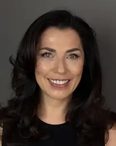 Эльвира Шарова