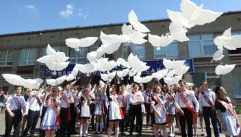 Главная женская роль в короткометражный фильм "Встреча Выпускников" (ВГИК)