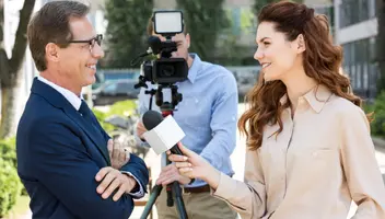 Роль: помощница риелтора, деловая женщина. Реклама стартапа от Агентства по недвижимости