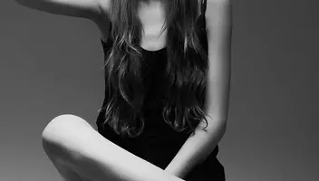 В Колпино Спб Вокалистка инструменталистка