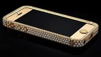 Для съёмок в рекламе игры в мобильном приложении банка требуются актёры, не  снимавшиеся у конкурентов